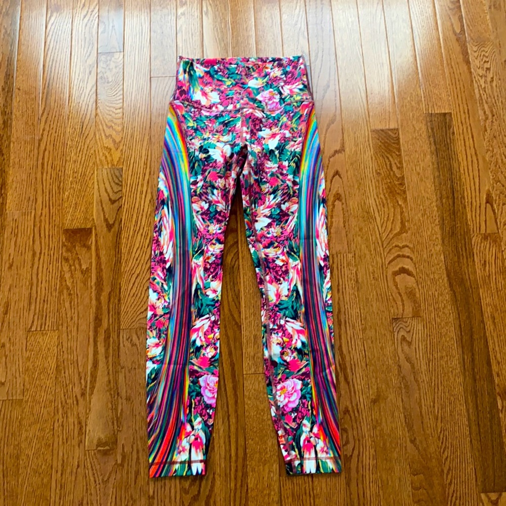 NWOT, lululemon 🌈 leggings, 7/8 length, size 6